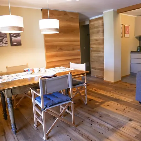 Nuovo Moderno A Apartment Cogne