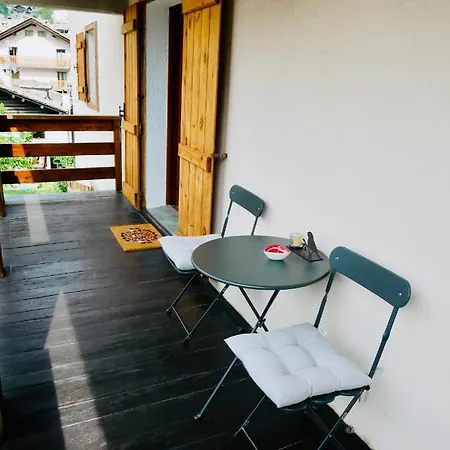 Nuovo Moderno A Cogne